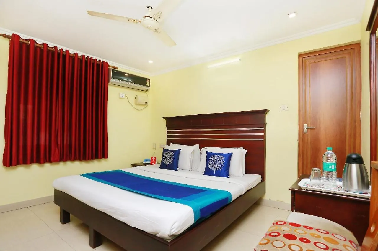 Oyo 5643 Hotel Malabar Plaza Kochi